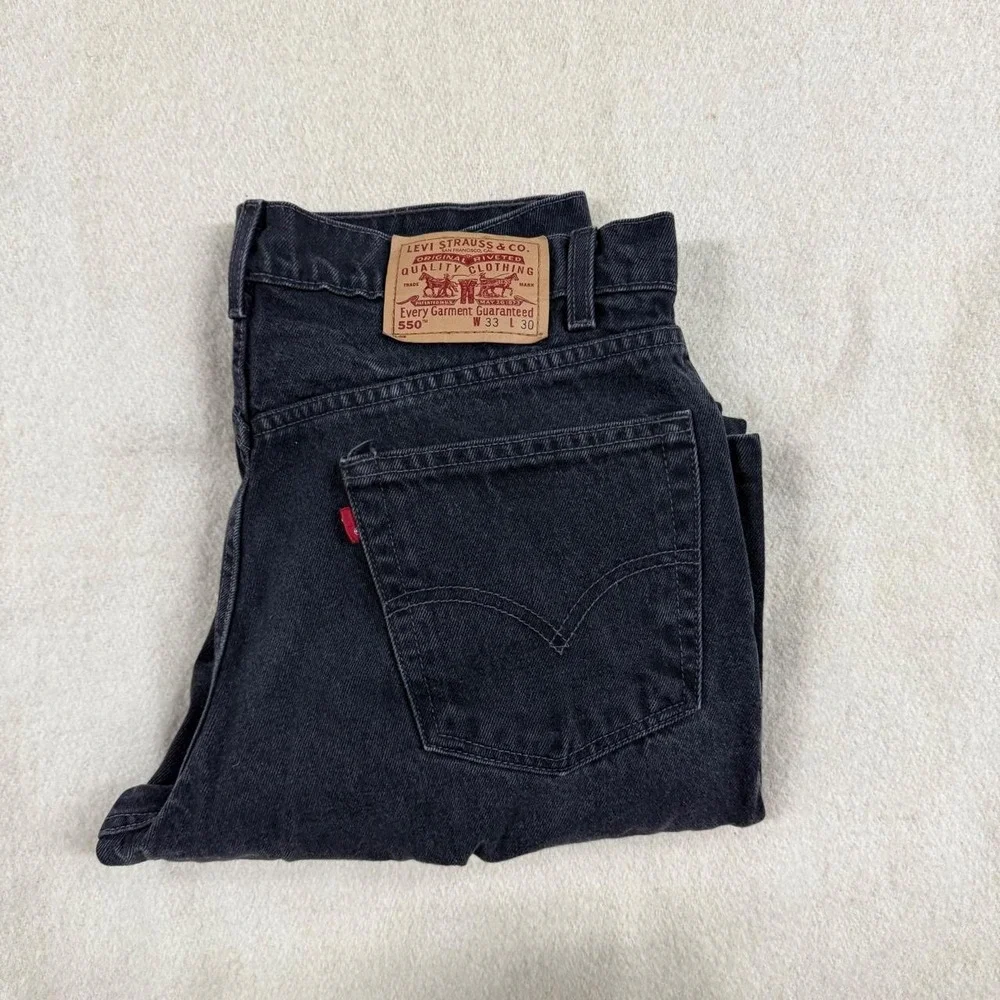 Vintage 90s Levis 550 Black Denim Relaxed Fit Tapered Leg Jeans 33x30 Fits 32x30